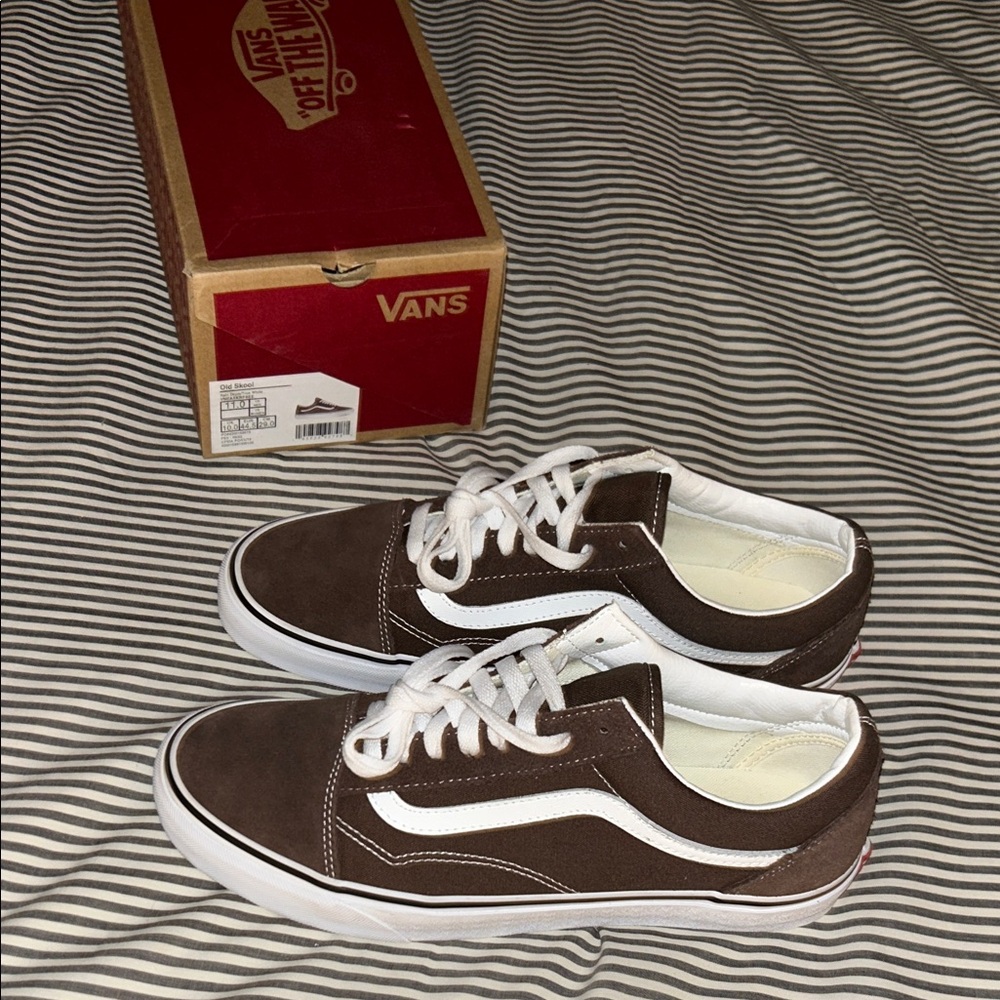 Vans Old Skool Brown and White Low Top Skate Sneakers
